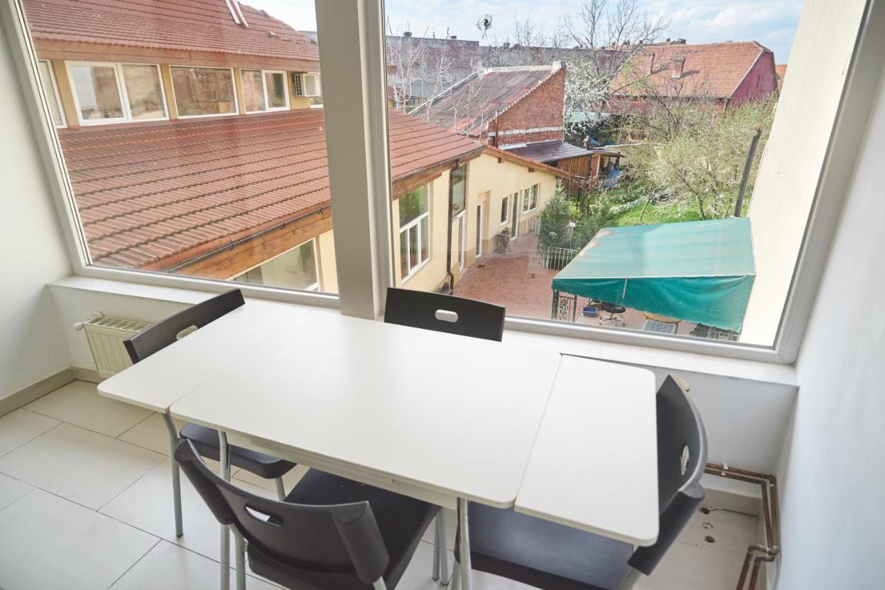 Zen House Vandrehjem Timişoara Eksteriør billede